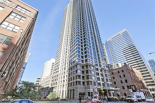 440 N Wabash Ave Photo 1