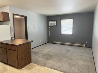 723 S Congress St #1, Aberdeen, SD 57401