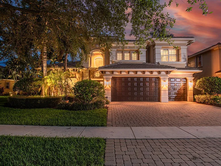 8801 Wellington View Dr — Photo 6