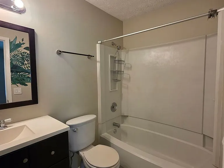 2507 Queen Anne Ct — Photo 9