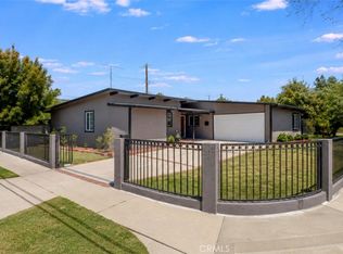 18027 Hatton St, Reseda, CA 91335