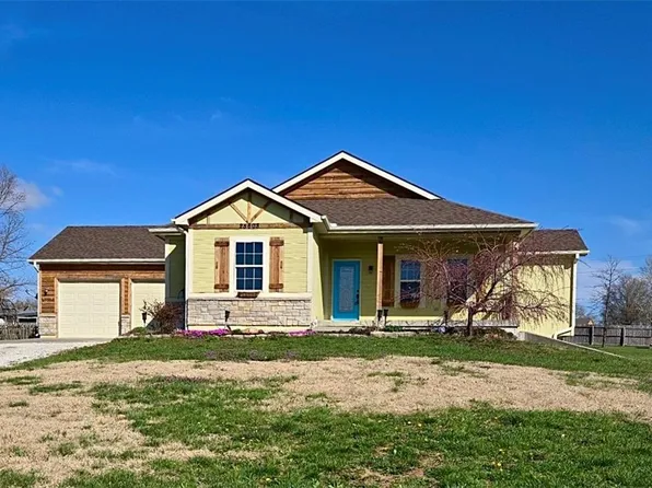 25608 E 259th Ter, Harrisonville, MO 64701