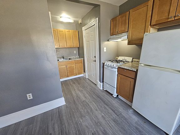 2nd image of 139 Hillside Ave #3E