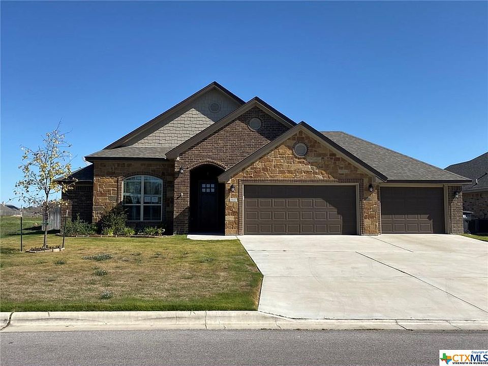 1st image of 2927 Kyndal Dr