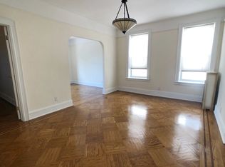 23-47 23rd St #2R, Astoria, NY 11105