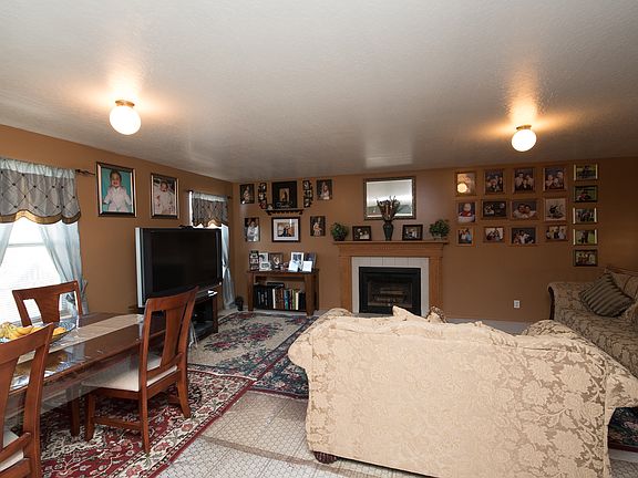 4th image of 2902 W Westcove Dr