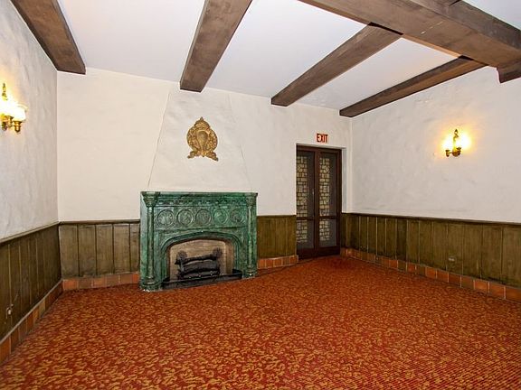 5th image of 10914 Ascan Ave APT 4K