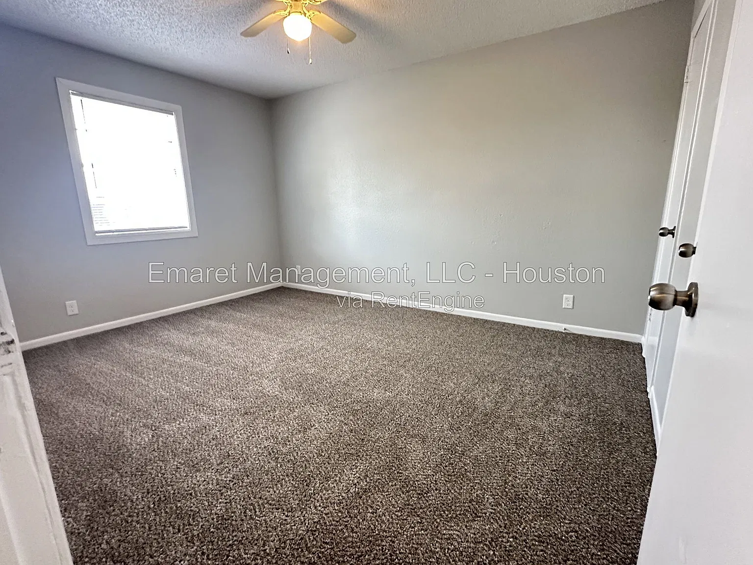 Park Place Apartments — Photo 2