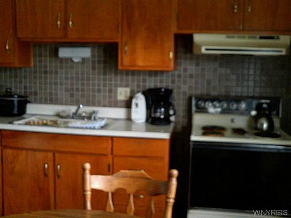 4th image of 241 Marrano Pkwy