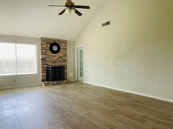 5th image of 3023 Garden Ln