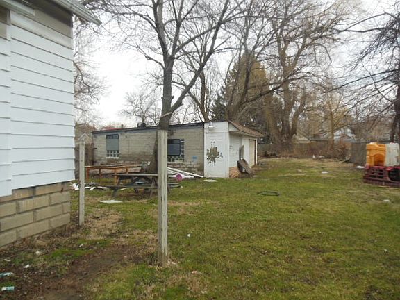 5th image of 3217 W 46th St