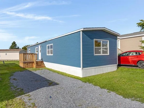 11 Nova Dr, Saint John, NB E2N 1P1