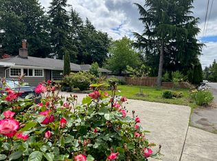 4134 Island Crest Way, Mercer Island, WA 98040