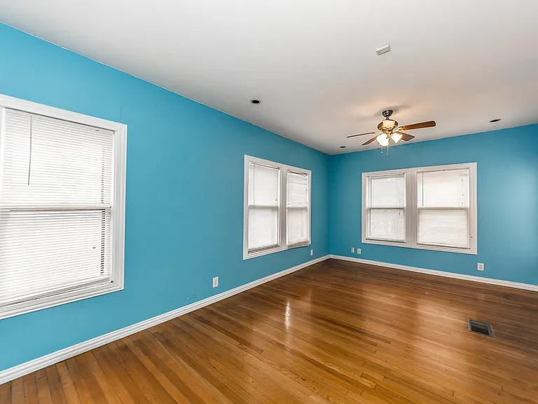 1804 Summitt Ave — Photo 5