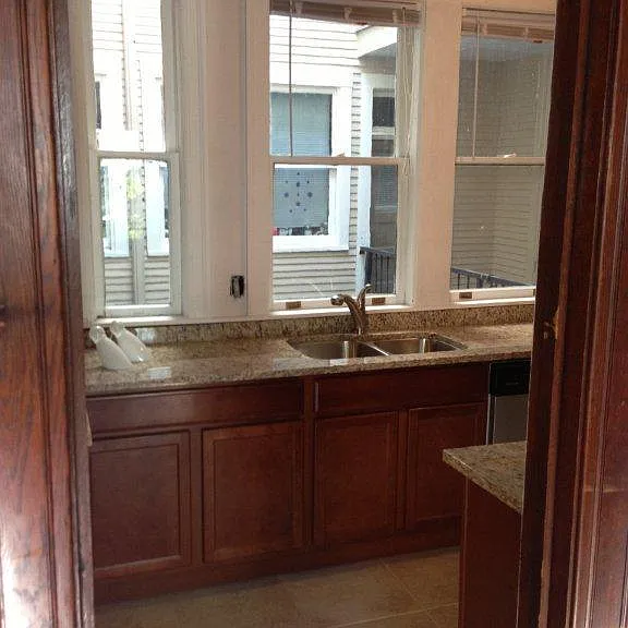 1705 Pleasant St #A — Photo 6