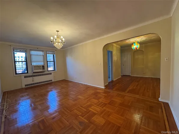 43-30 44th Street #3F, Sunnyside, NY 11104