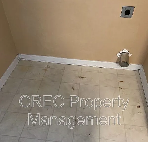 105 Barberry St — Photo 11