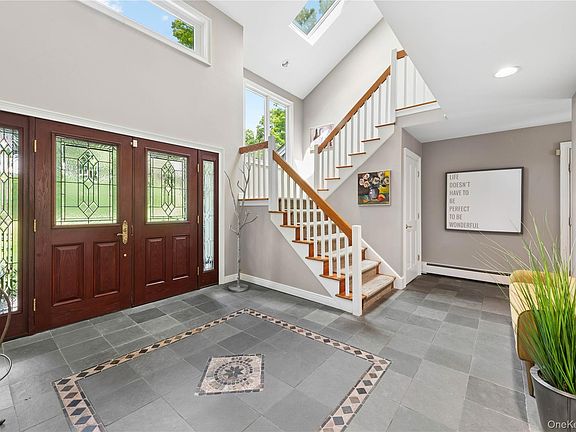 2nd image of 11 Cobbling Rock Drive