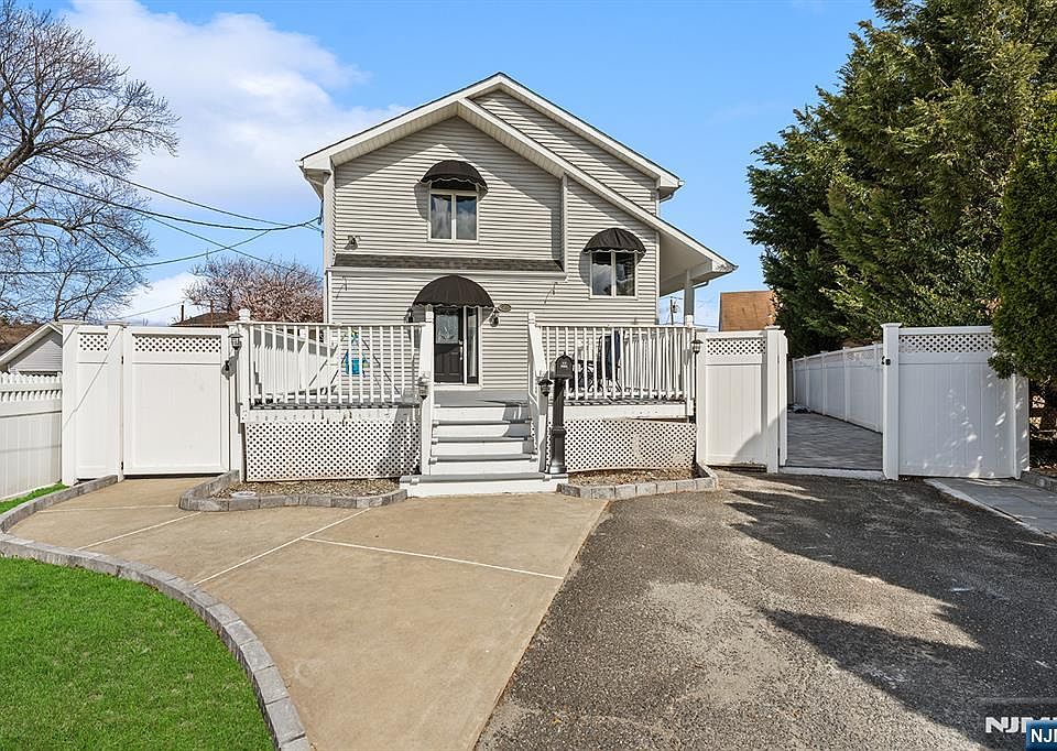 1st image of 70 Coger St
