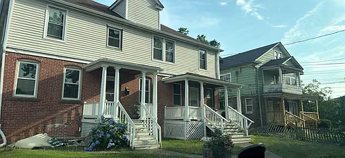 193-195 Silver Ln #1 Photo 1
