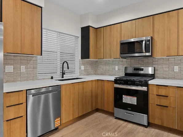 7840 Claybeck Ave, Sun Valley, CA 91352