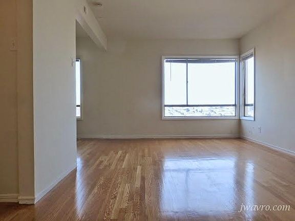 4th image of 70 Terra Vista Ave APT 15