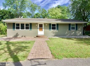 321 Cherokee Dr, Browns Mills, NJ 08015