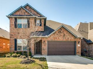 4616 Council Bluffs Dr, Roanoke, TX 76262