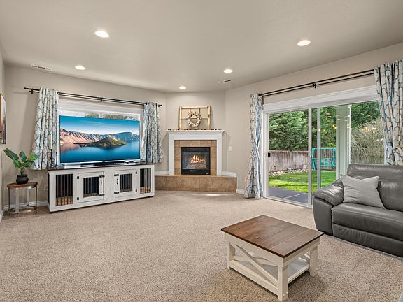 5th image of 113 Skyler Ln