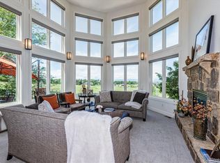 19159 E Hinsdale Ln, Centennial, CO 80016