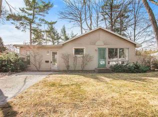 1218 Anderson Rd, Traverse City, MI 49686