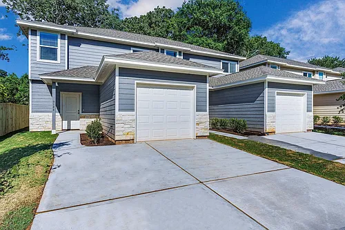 918 Shady Ln #A Photo 1