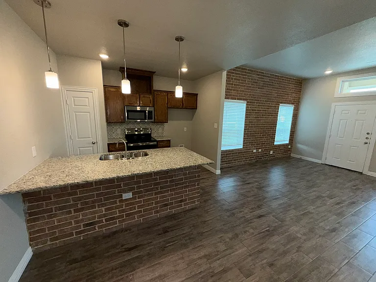3206 Fenway Cir — Photo 7