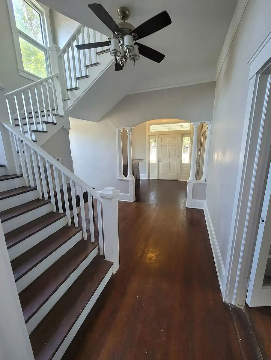 Building Photo - 307 S Gaillard St