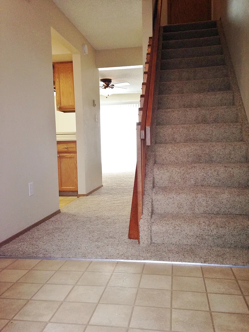 4205 Hunting Meadows Circle — Photo 2