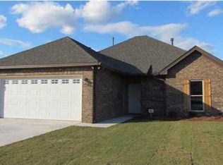 66 Country Club Loop, Wetumpka, AL 36092