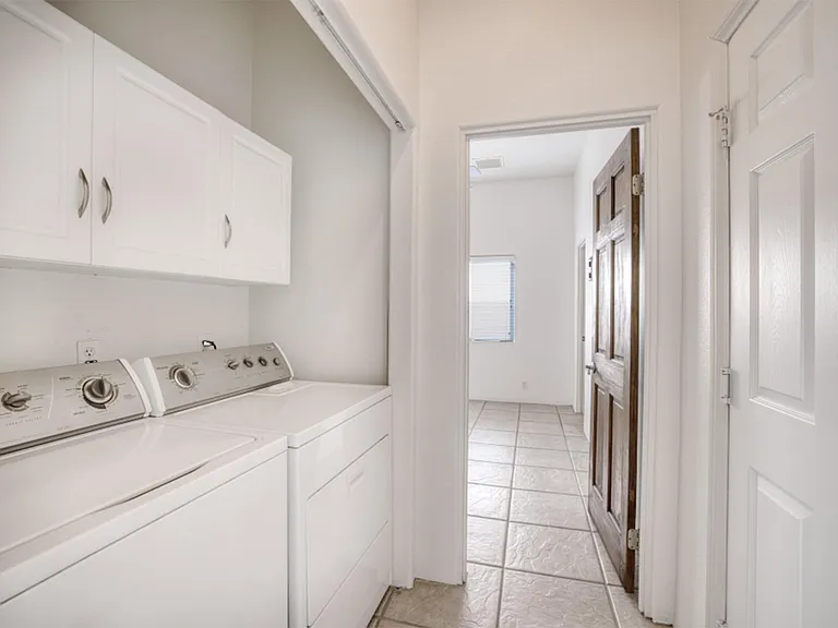 53740 Avenida Navarro — Photo 17