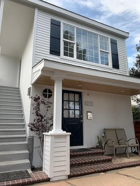 12711 Venice Blvd — Photo 2