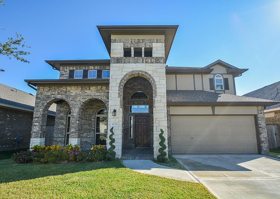 1st image of 4211 Astoria Manor Ln