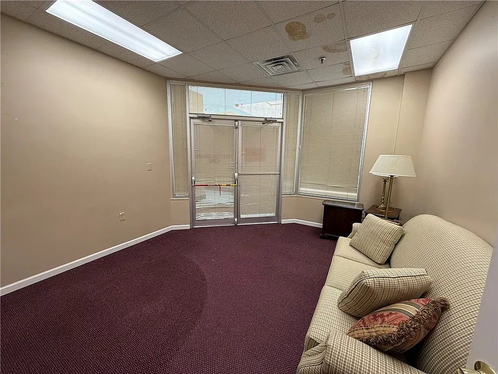 Studio, 2200 sqft — Photo 4