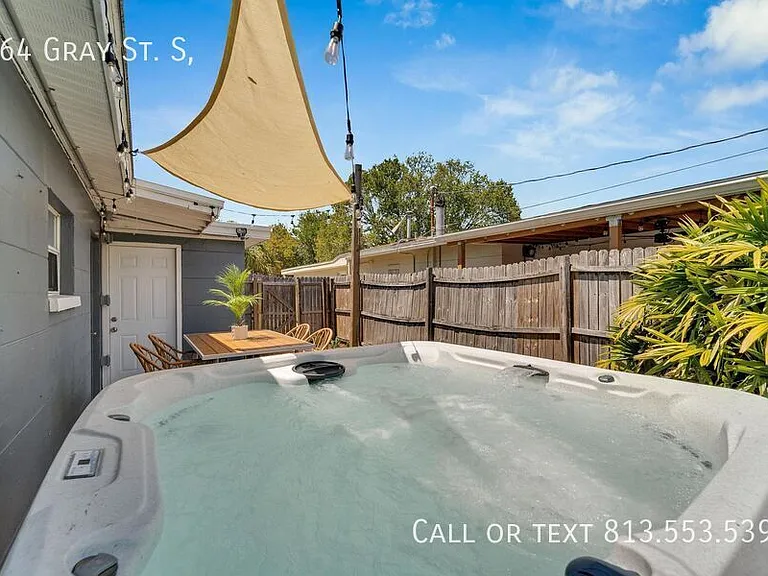 664 Gray St S — Photo 21