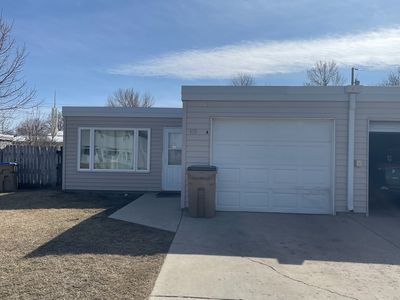 909A 21st Ave NW, Minot, ND, 58703