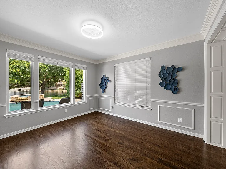 351 Cove Dr — Photo 17