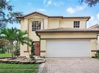 1118 NW 97th Dr, Coral Springs, FL 33071