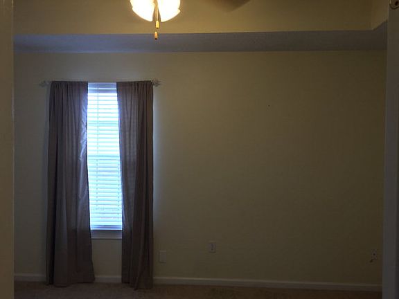 5th image of 119 Greystone Blvd