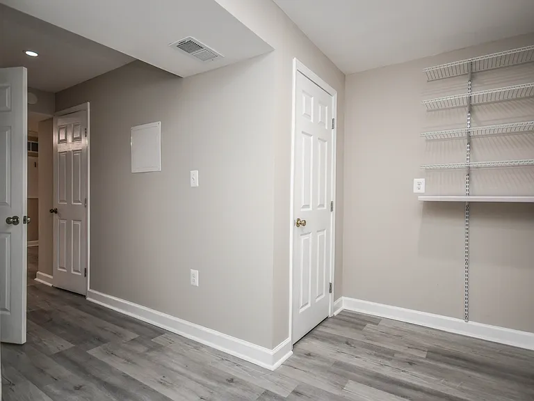 10231 Millstream Dr — Photo 29