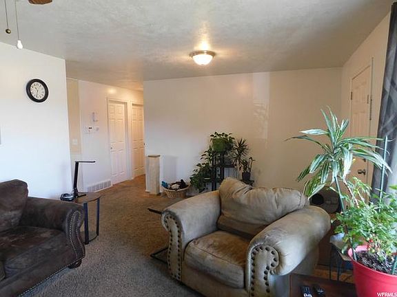 3rd image of 3357 W Royalwood Dr