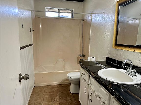 5th image of 4455 Sunbury Drive