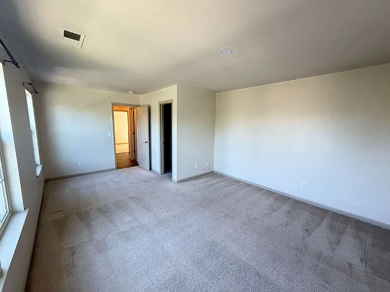 1133 Solstice Ave — Photo 7