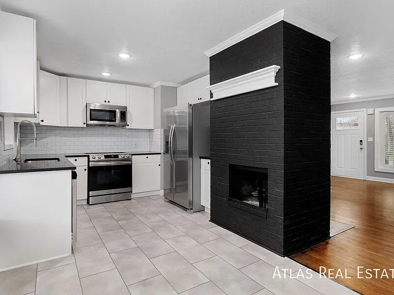 7641 Falmouth St — Photo 3